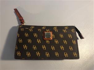 Dooney and bourke online gingy